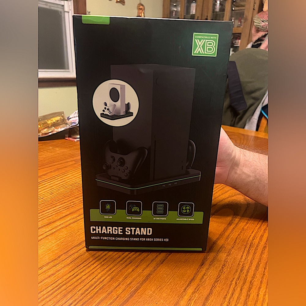 Xbox series x/s charging stand